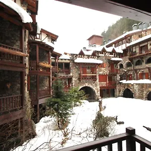 https://c5-bordes-darinsal-duplex-rustico-con-chimenea-arinsal.andorra-la-vella-hotels.net