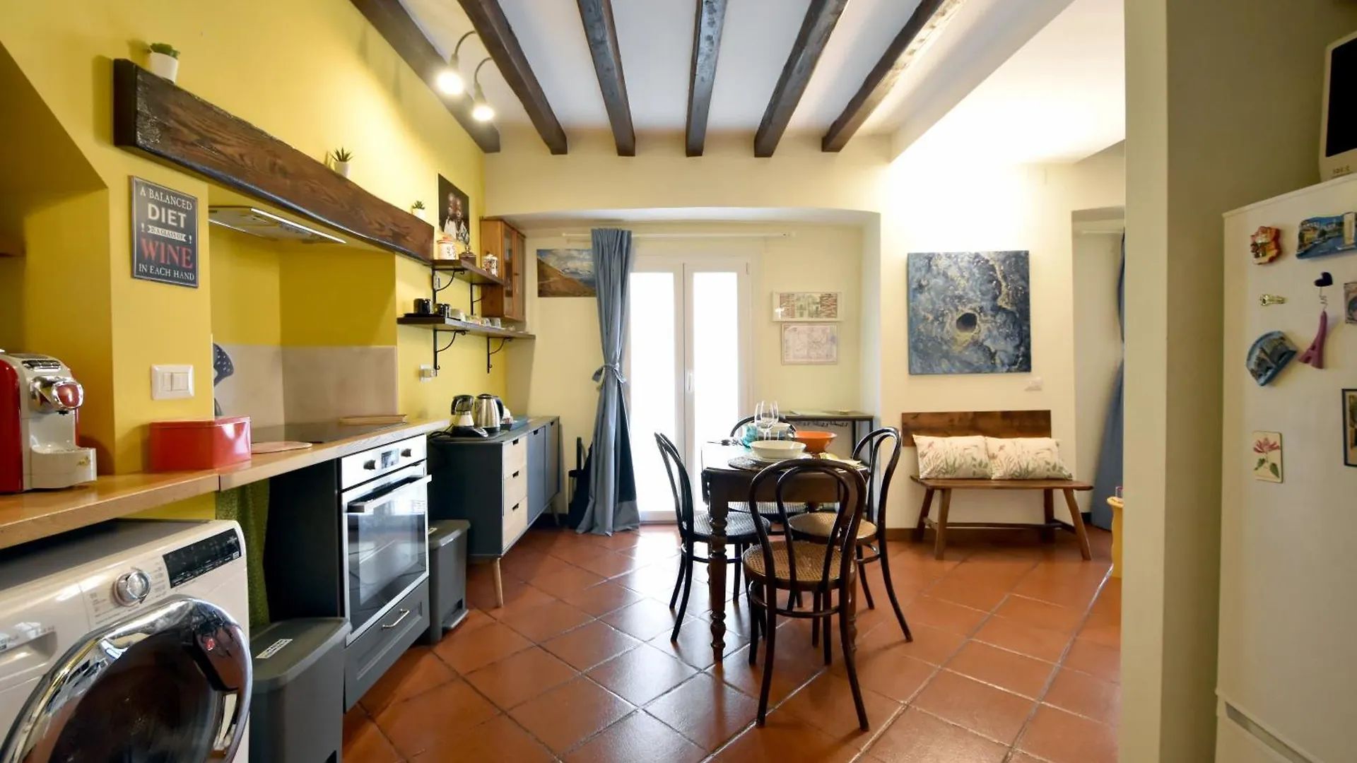 Open Space In Porta Venezia Milan Apartment